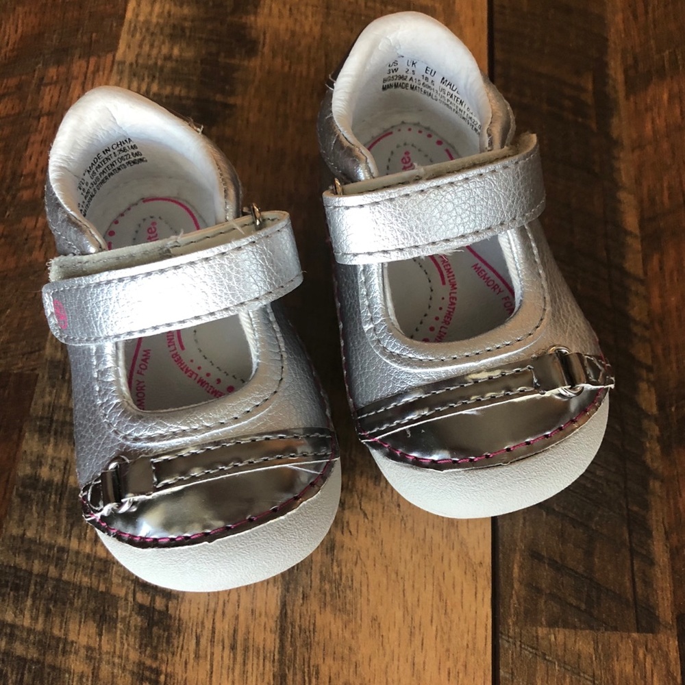 Stride Rite Mary Jane shoes